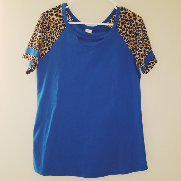 Leopard Print Sleeve Top - Picture 1 of 1